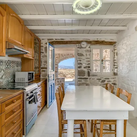 Villa Nikoramavilla Paros With Swimming Poll And Bbq For 21 Guests Piso Livadi