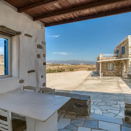 Nikoramavilla Paros With Swimming Poll And Bbq For 21 Guests Piso Livadi