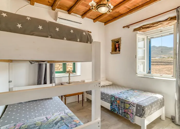 Nikoramavilla Paros With Swimming Poll And Bbq For 21 Guests *