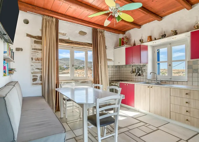 Nikoramavilla Paros With Swimming Poll And Bbq For 21 Guests * Piso Livadi