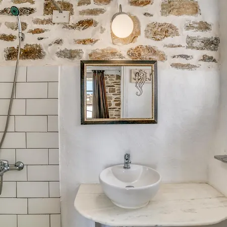 Nikoramavilla Paros With Swimming Poll And Bbq For 21 Guests *