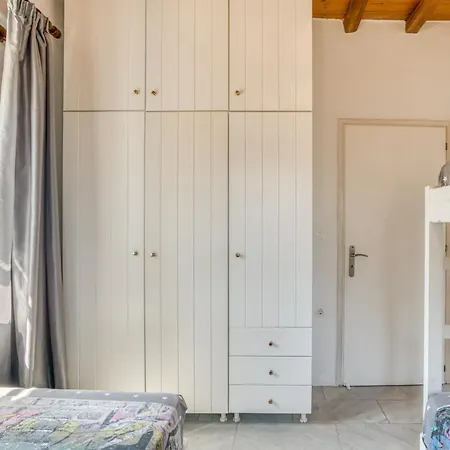 Nikoramavilla Paros With Swimming Poll And Bbq For 21 Guests * Piso Livadi