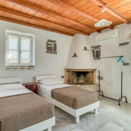 Villa Nikoramavilla Paros With Swimming Poll And Bbq For 21 Guests