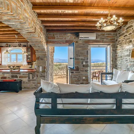 Nikoramavilla Paros With Swimming Poll And Bbq For 21 Guests Piso Livadi