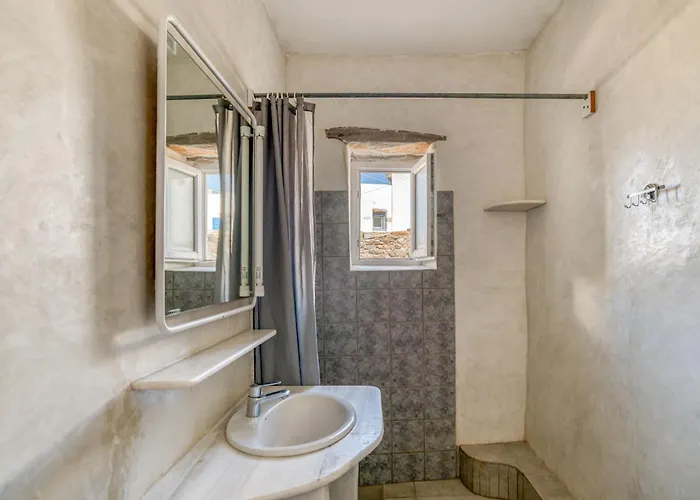 Nikoramavilla Paros With Swimming Poll And Bbq For 21 Guests Villa Piso Livadi