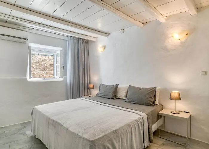 Nikoramavilla Paros With Swimming Poll And Bbq For 21 Guests * Piso Livadi